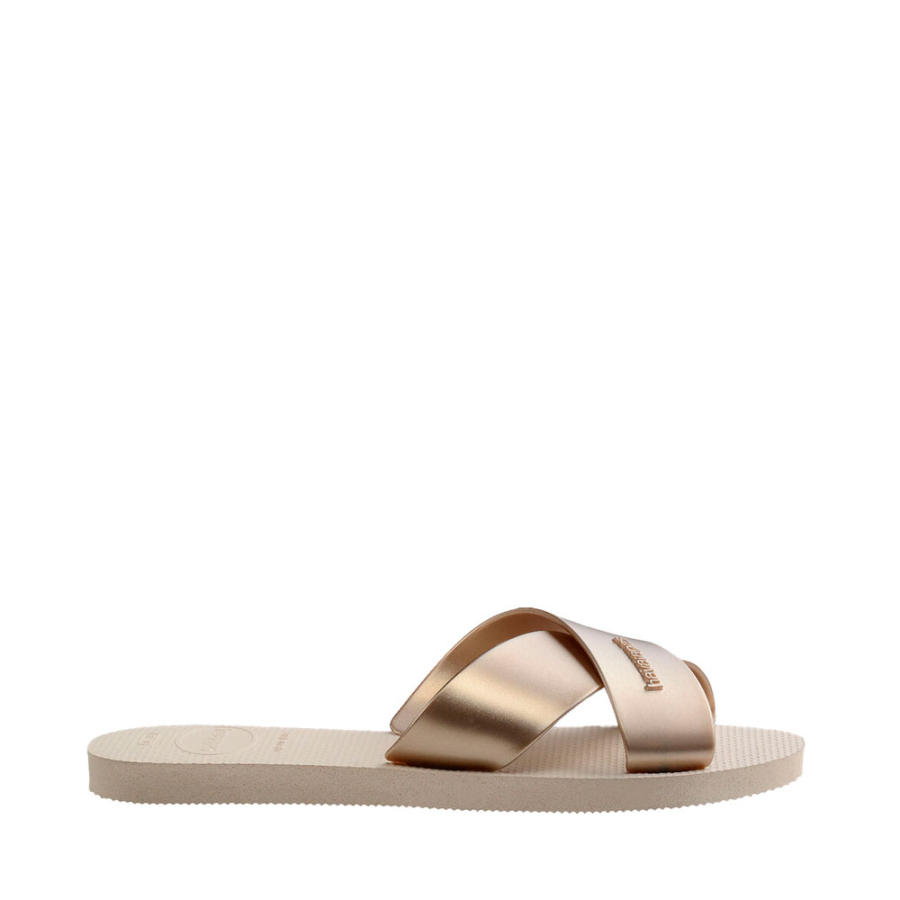 aqua-metallic-flip-flops aqua-metallic-flip-flops