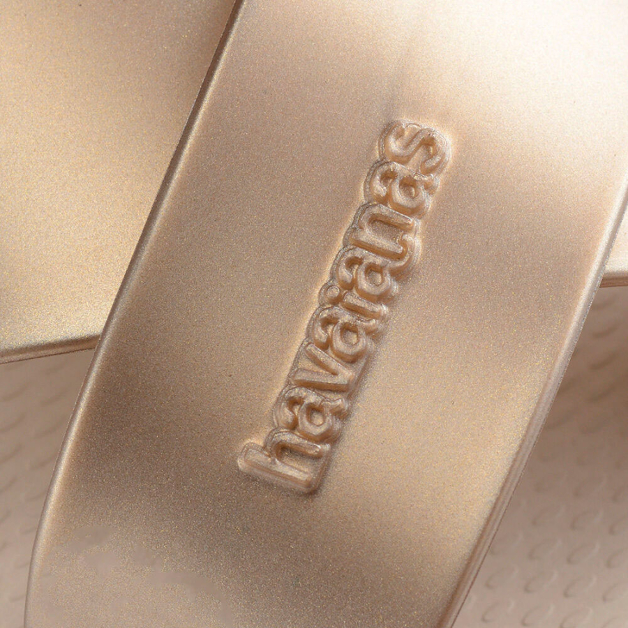 aqua-metallic-flip-flops aqua-metallic-flip-flops