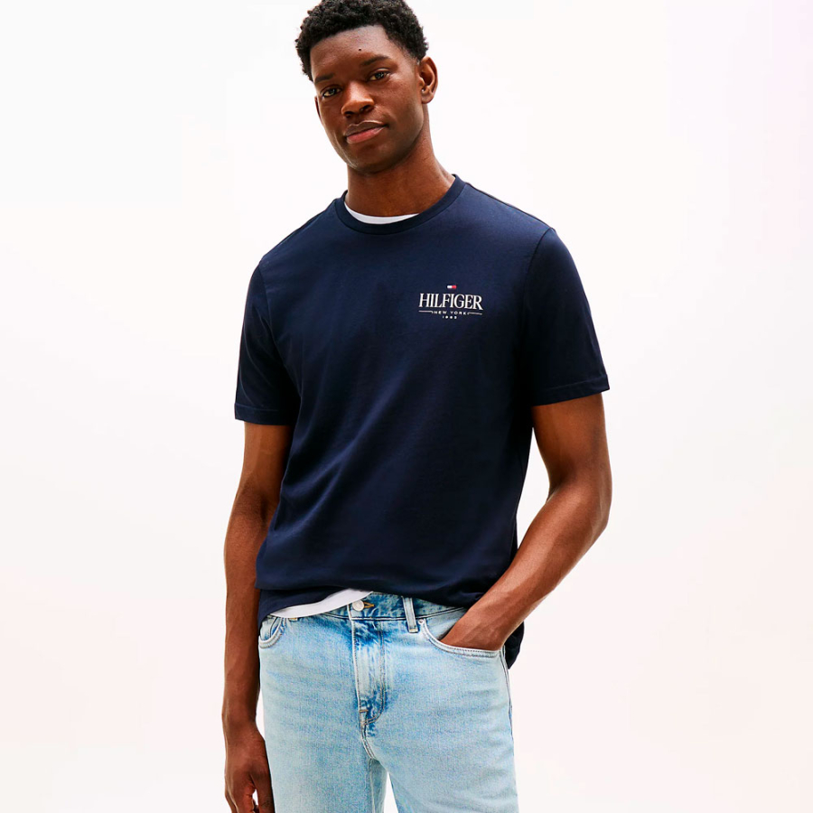 t-shirt-girocollo-con-logo t-shirt-girocollo-con-logo