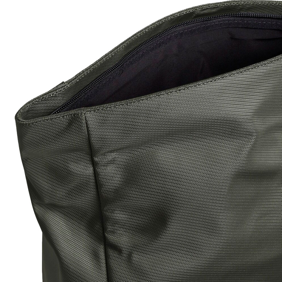 mochila-essential-folded mochila-essential-folded