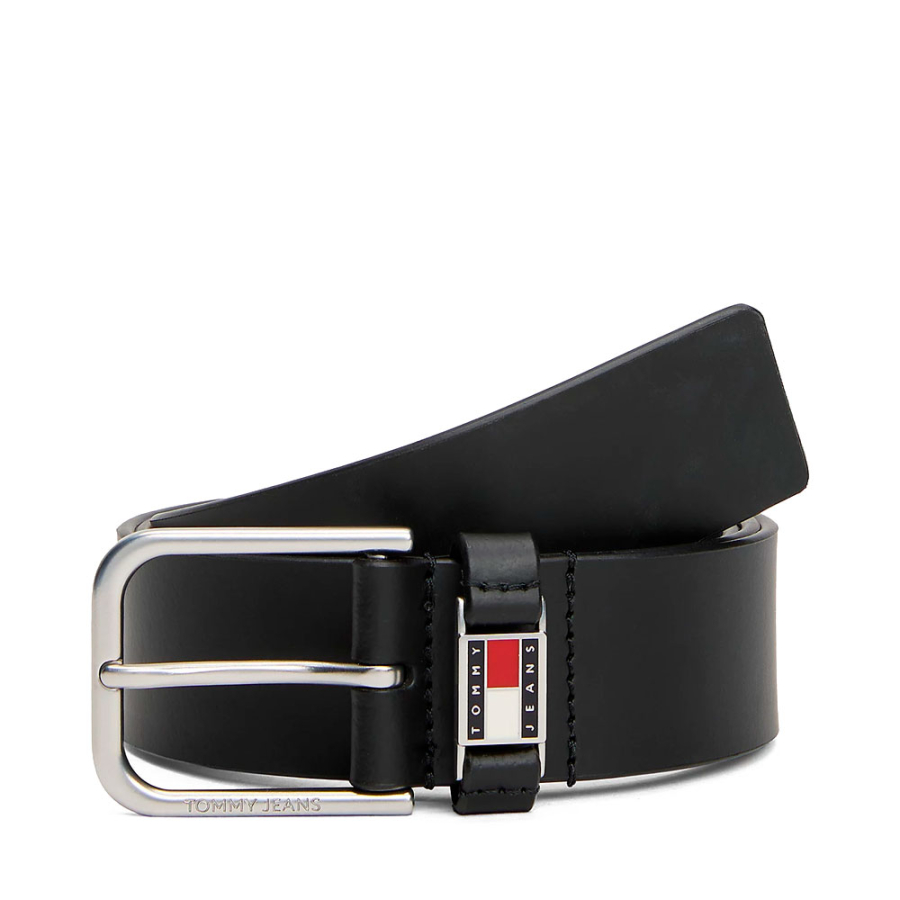 cinturon-de-piel-con-logo-en-bajo-relieve cinturon-de-piel-con-logo-en-bajo-relieve