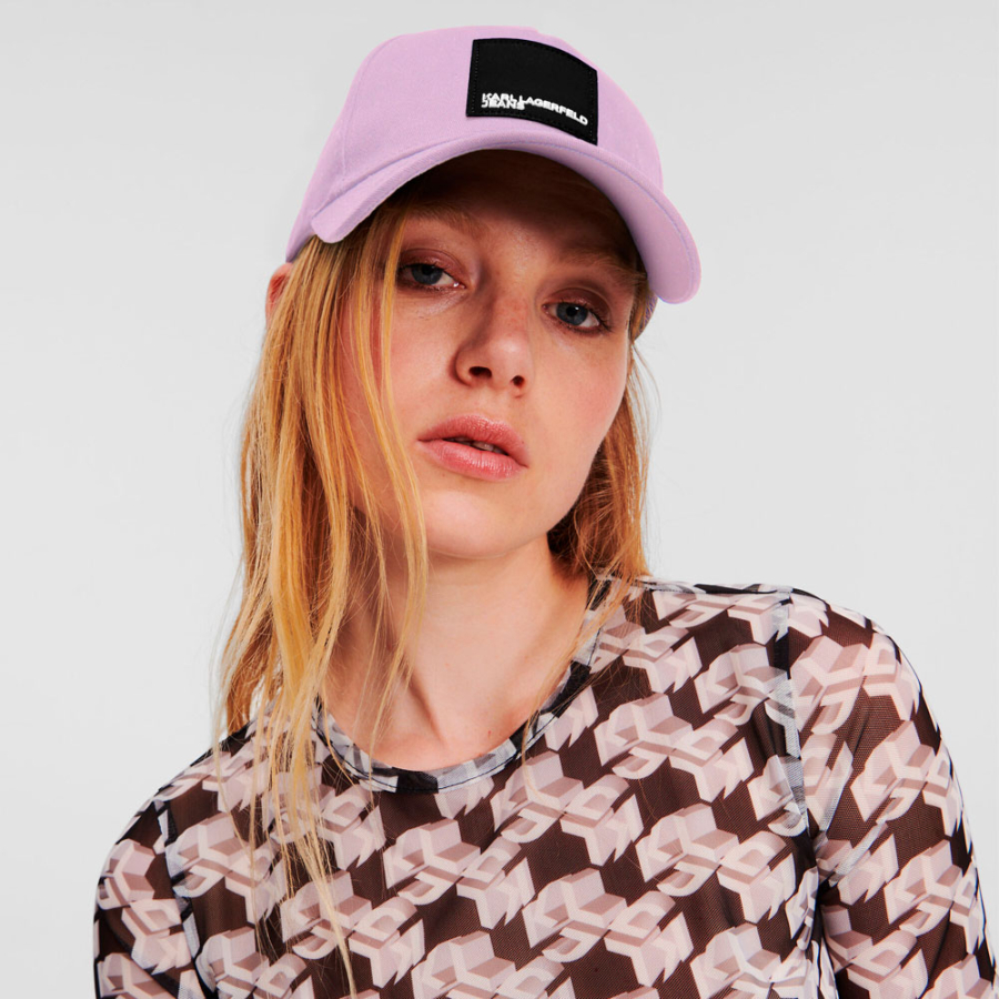 gorra-con-parche-con-el-logotipo-klj gorra-con-parche-con-el-logotipo-klj