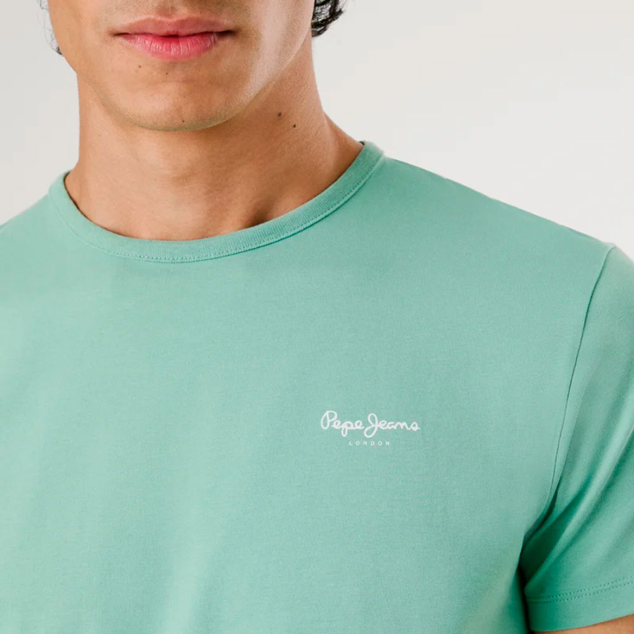 camiseta-slim-fit-com-logo-estampado camiseta-slim-fit-com-logo-estampado