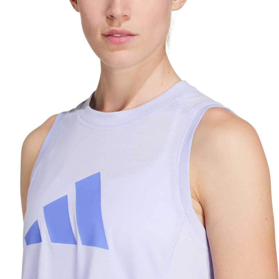 t-shirt-mit-grossem-logo t-shirt-mit-grossem-logo