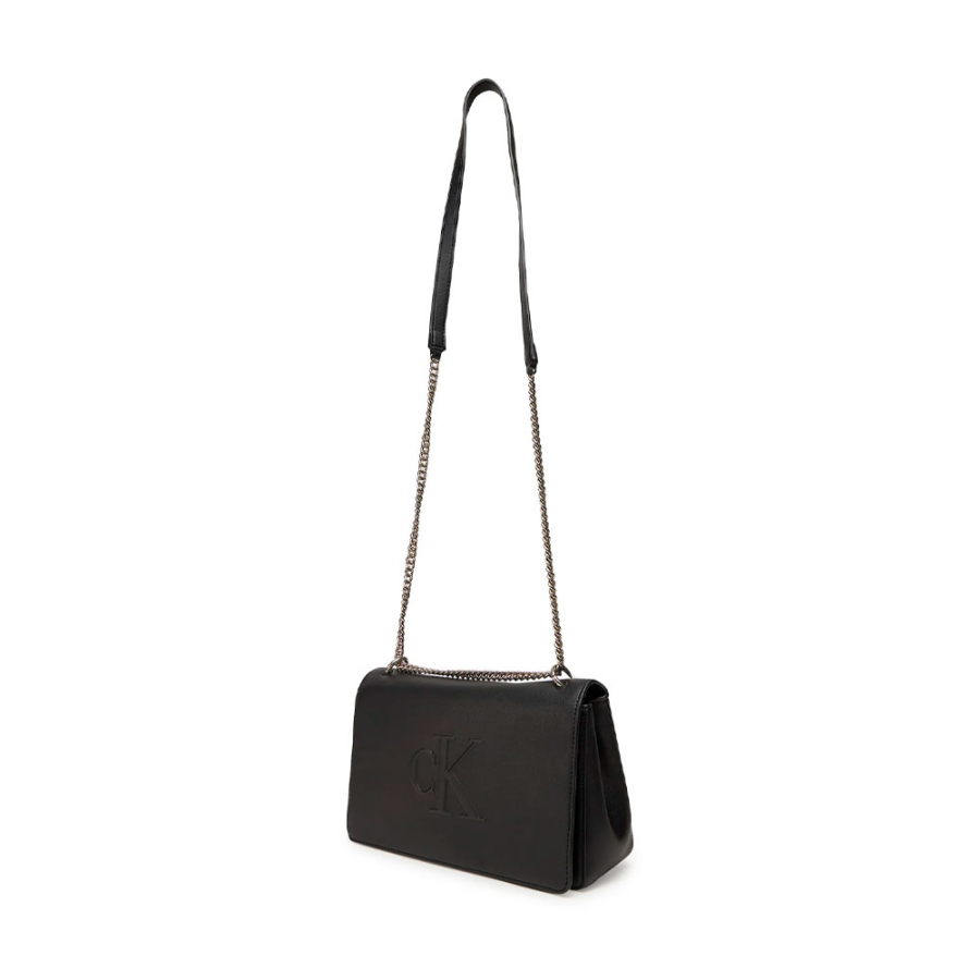 bolso-sculpted-flap-chain bolso-sculpted-flap-chain