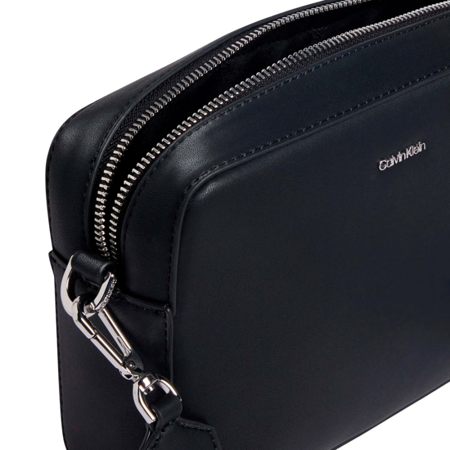 must-kleine-tasche