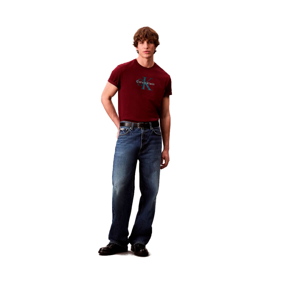 t-shirt-mit-monogramm-logo t-shirt-mit-monogramm-logo