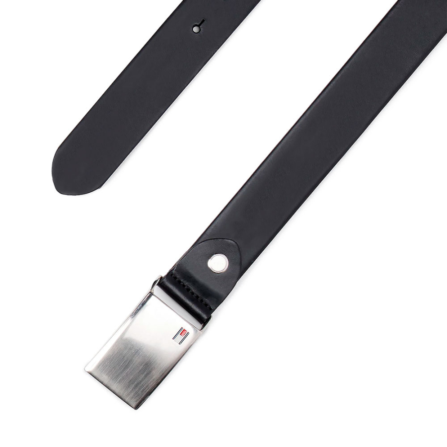 ceinture-reglable-avec-plaque-logo