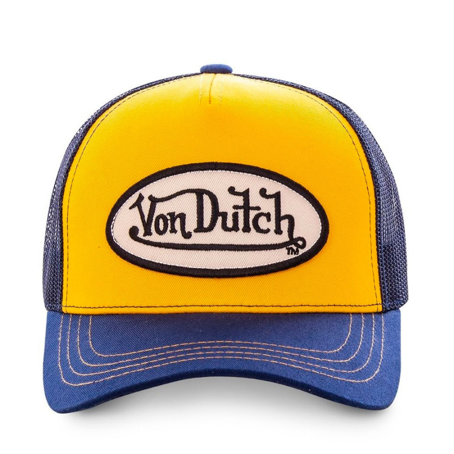 gorra-con-parche-de-la-marca