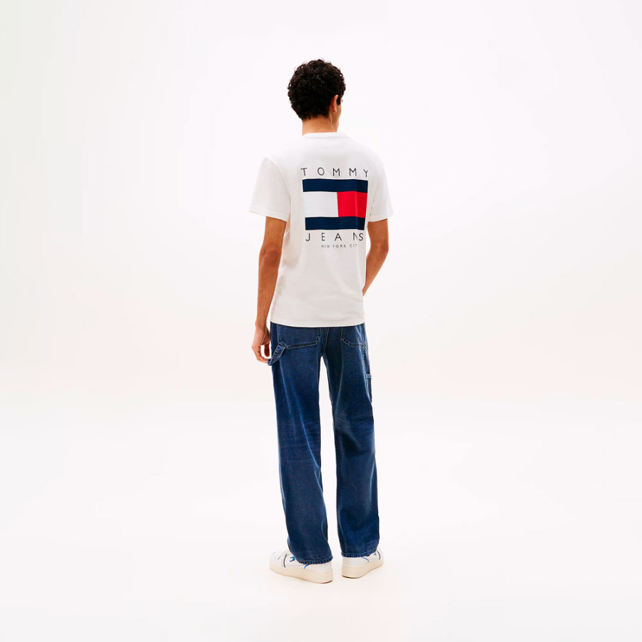 camiseta-con-logo-trasero camiseta-con-logo-trasero
