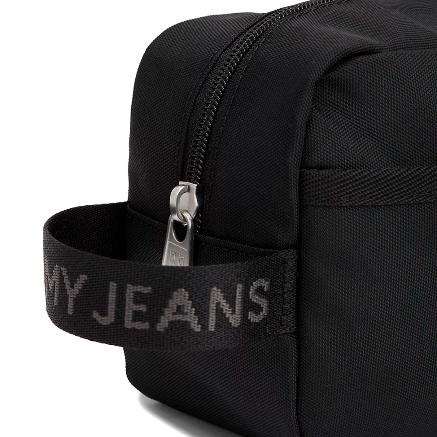 necessaire-essencial-com-logotipo necessaire-essencial-com-logotipo