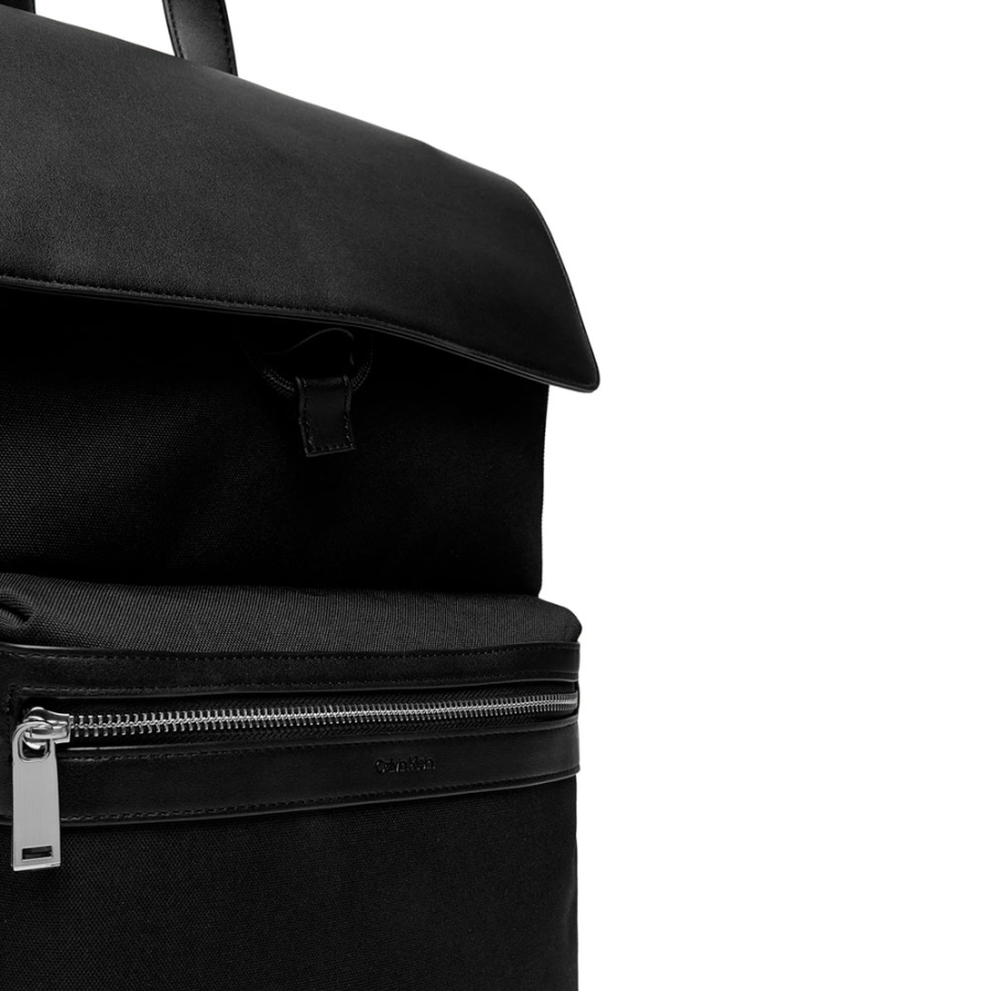 mochila-contrast-flap mochila-contrast-flap