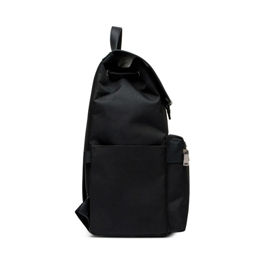 mochila-contrast-flap mochila-contrast-flap