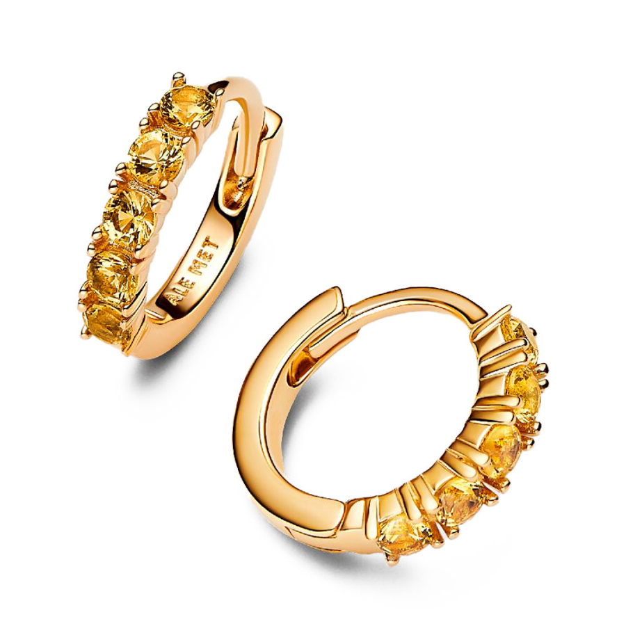 hug-earrings-263849c01 hug-earrings-263849c01