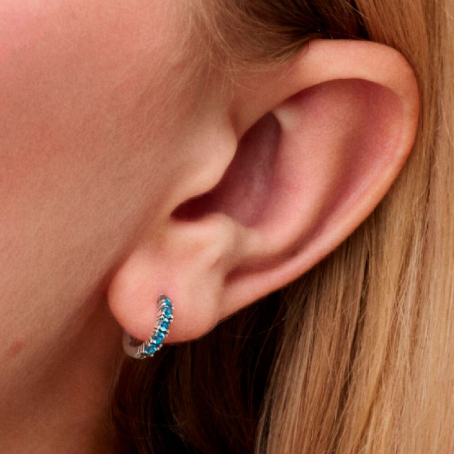 boucles-d-oreilles-hug-293849c01 boucles-d-oreilles-hug-293849c01