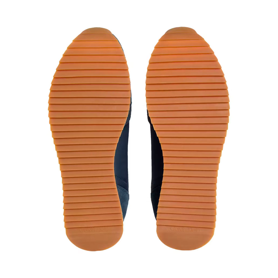 tenis-retro-runner-com-cadarco-e-meia tenis-retro-runner-com-cadarco-e-meia