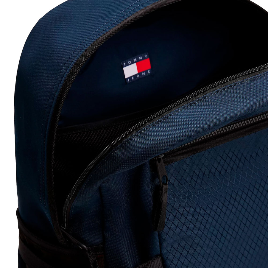 sac-a-dos-avec-bretelles-en-ruban sac-a-dos-avec-bretelles-en-ruban