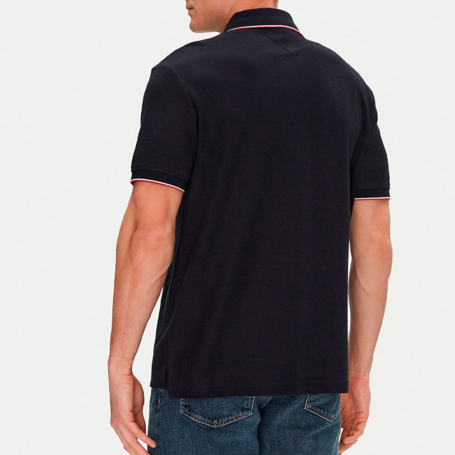 poloshirt-mit-klassischer-passform-und-tasche poloshirt-mit-klassischer-passform-und-tasche