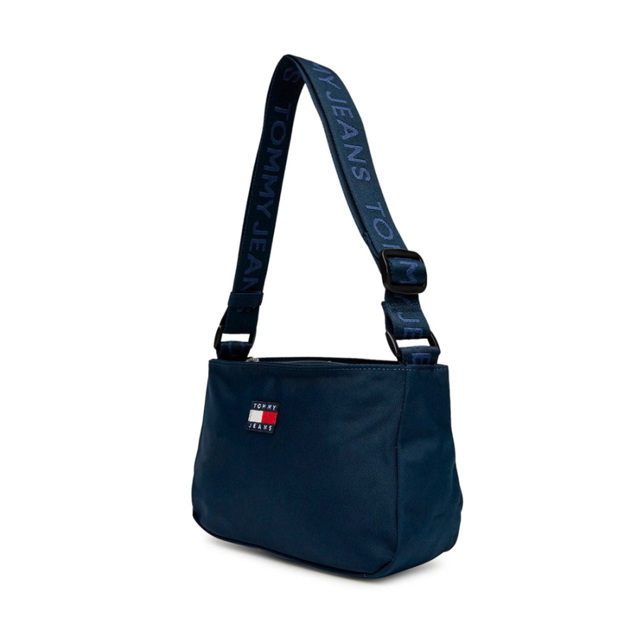 bolsa-essencial-com-inscricao-na-alca-de-ombro bolsa-essencial-com-inscricao-na-alca-de-ombro