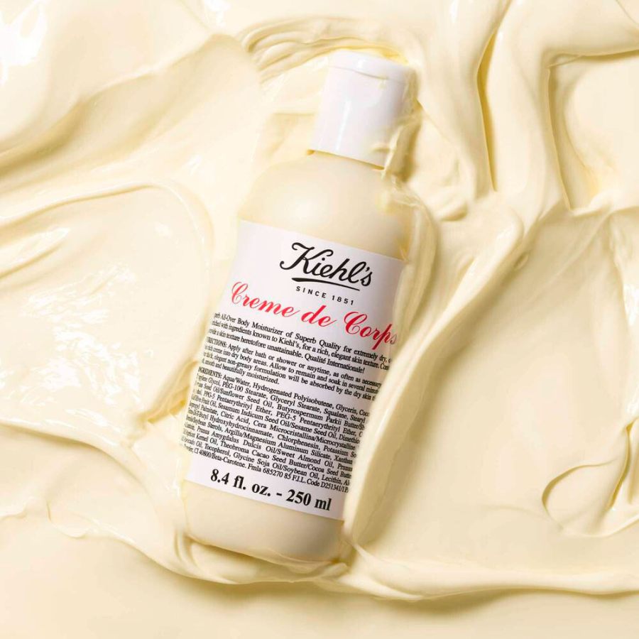 creme-de-corps-feuchtigkeitsspendende-korpercreme creme-de-corps-feuchtigkeitsspendende-korpercreme