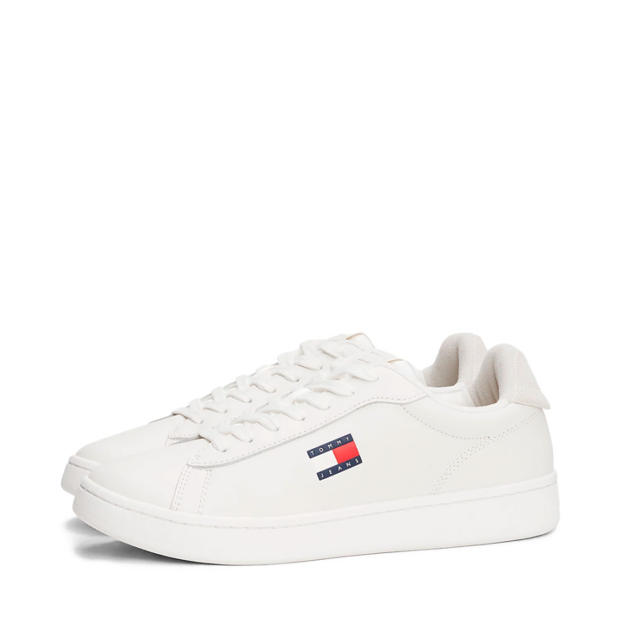 sneakers-dal-design-retro-con-inserti-in-pelle sneakers-dal-design-retro-con-inserti-in-pelle