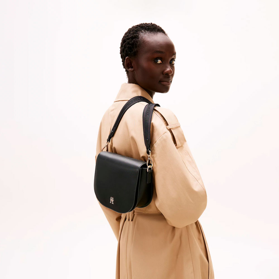 bolso-saddle-mensajero-con-inscripcion bolso-saddle-mensajero-con-inscripcion