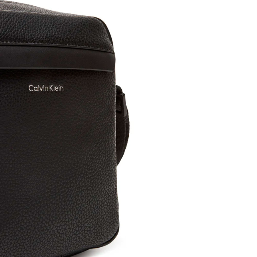 must-reporter-shoulder-bag must-reporter-shoulder-bag