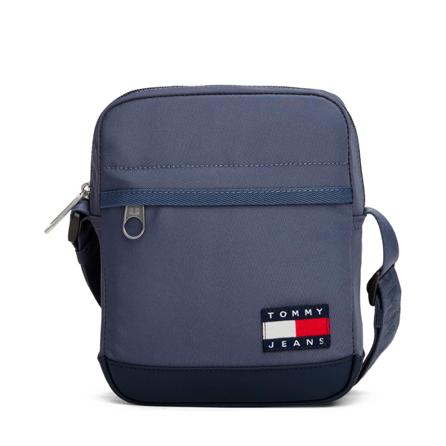 essential-umhangertasche-fur-den-alltag essential-umhangertasche-fur-den-alltag