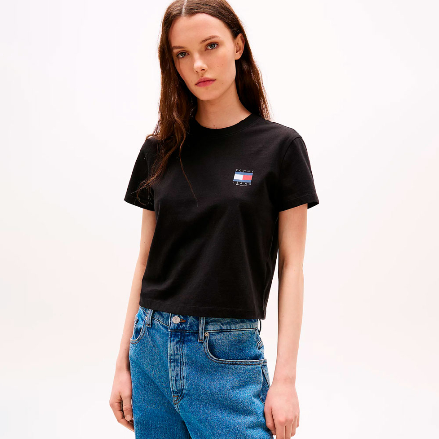 t-shirt-with-logo-on-the-back t-shirt-with-logo-on-the-back