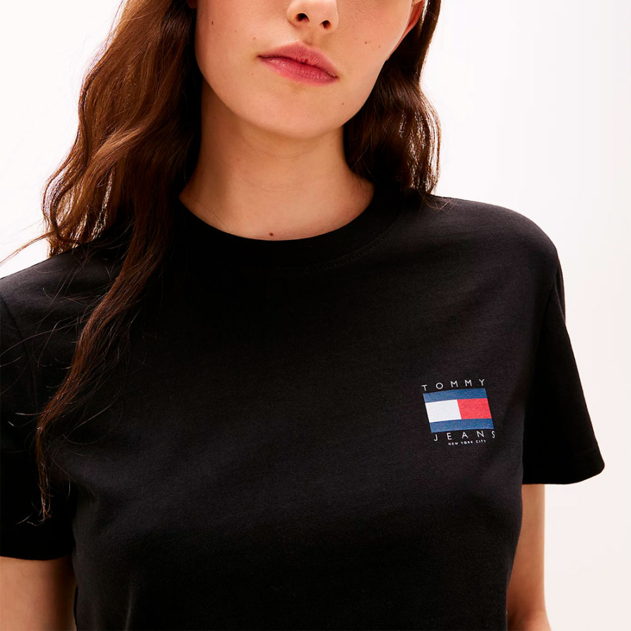 camiseta-com-logo-nas-costas camiseta-com-logo-nas-costas