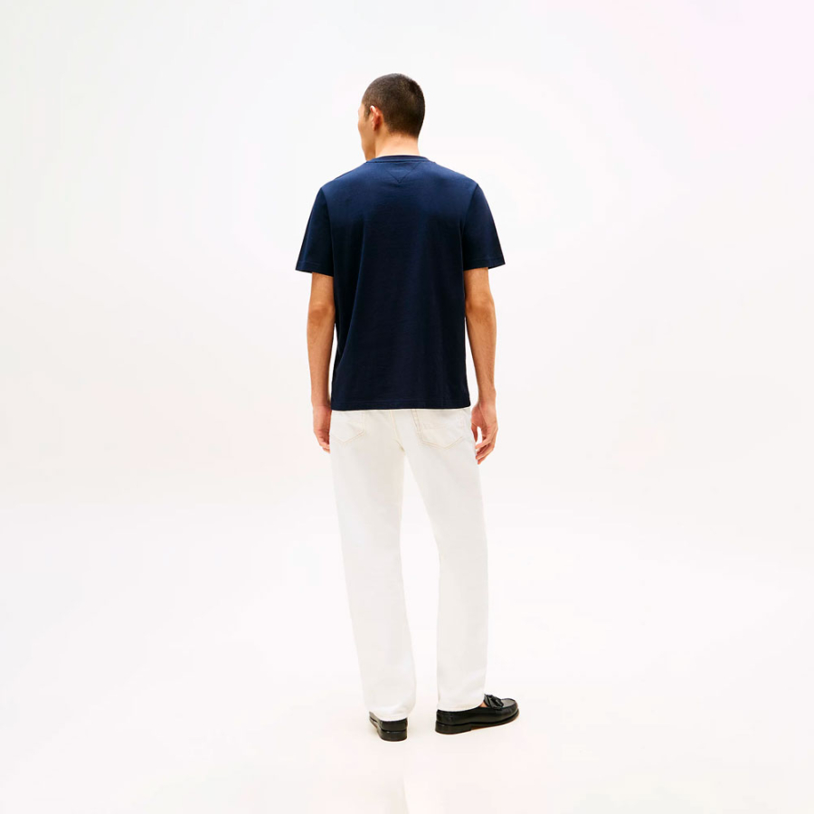 t-shirt-mit-rundhalsausschnitt-und-logo t-shirt-mit-rundhalsausschnitt-und-logo