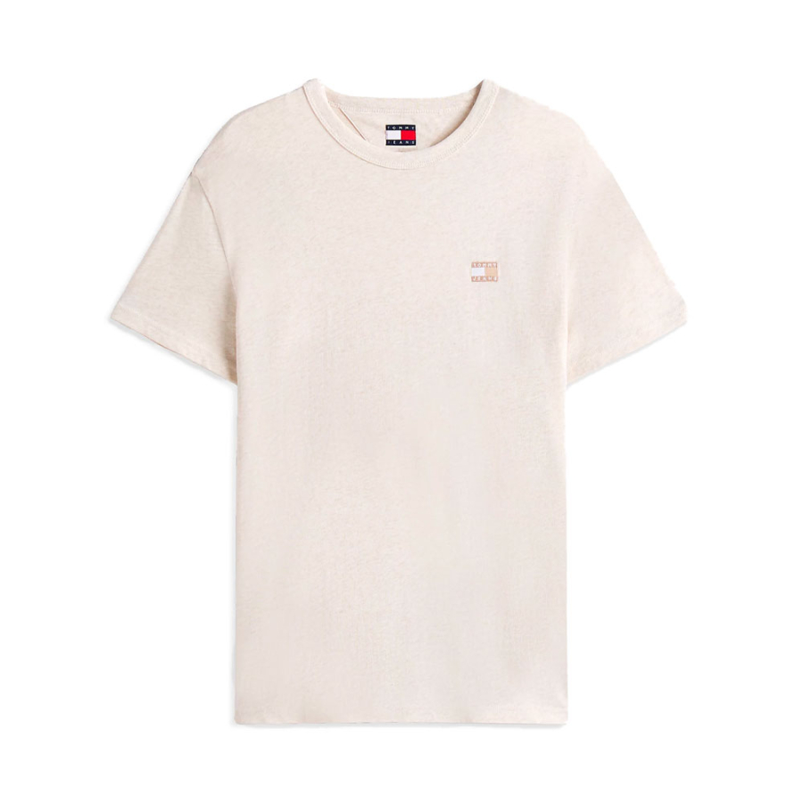 camiseta-con-parche-tonal-de-la-marca camiseta-con-parche-tonal-de-la-marca