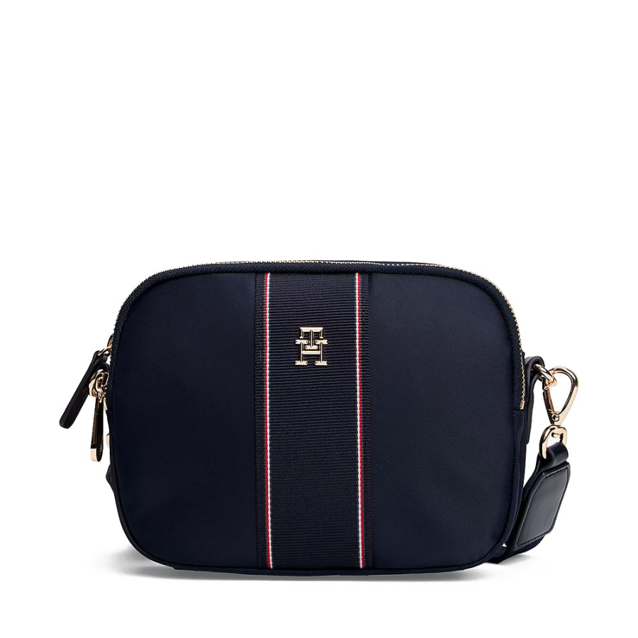 monogrammed-crossbody-bag monogrammed-crossbody-bag
