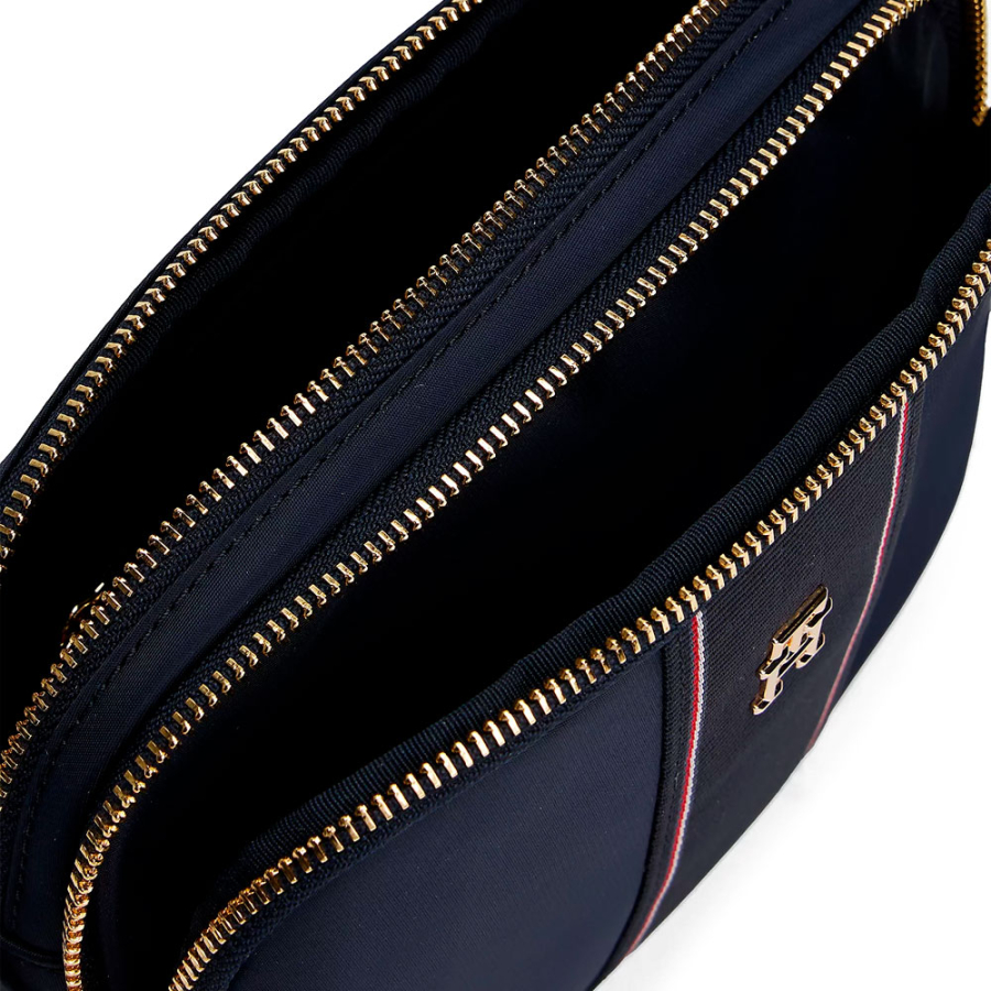 monogrammed-crossbody-bag monogrammed-crossbody-bag