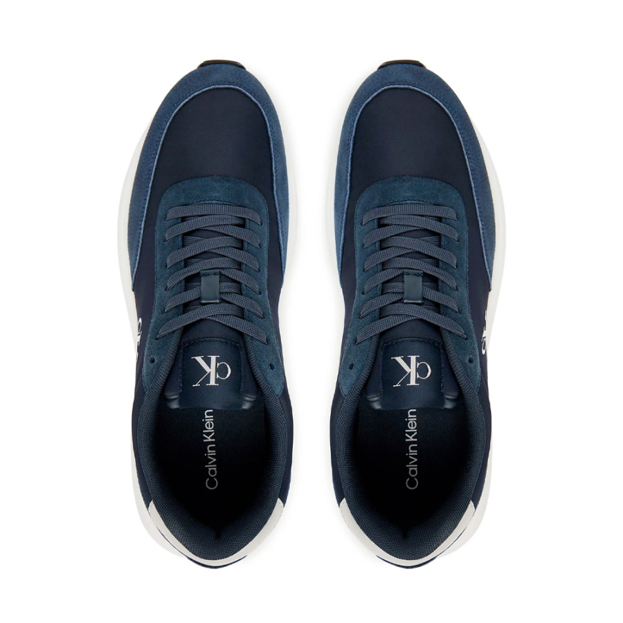 athleisure-runner-laceup-shoes athleisure-runner-laceup-shoes