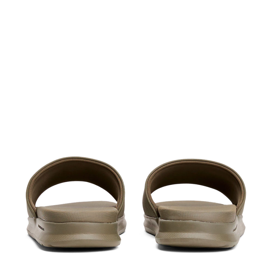 flip-flops-mit-strukturiertem-logo flip-flops-mit-strukturiertem-logo