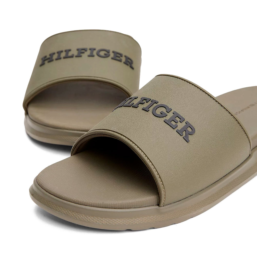 flip-flops-with-textured-logo flip-flops-with-textured-logo