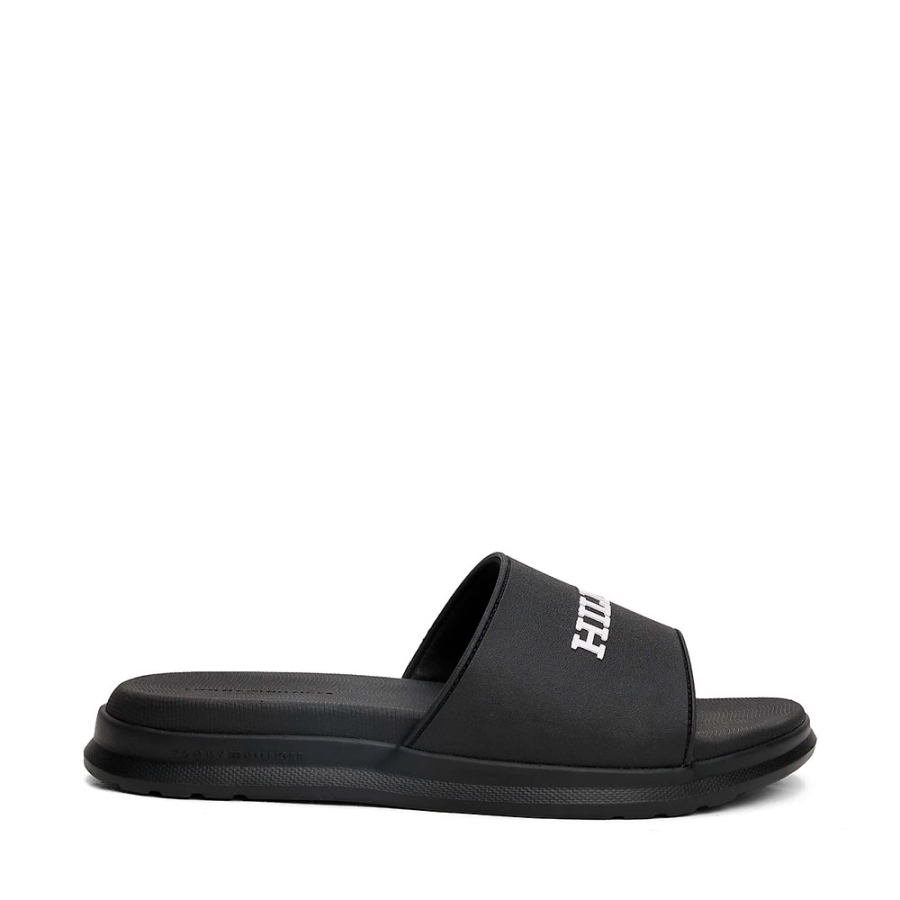 flip-flops-mit-strukturiertem-logo