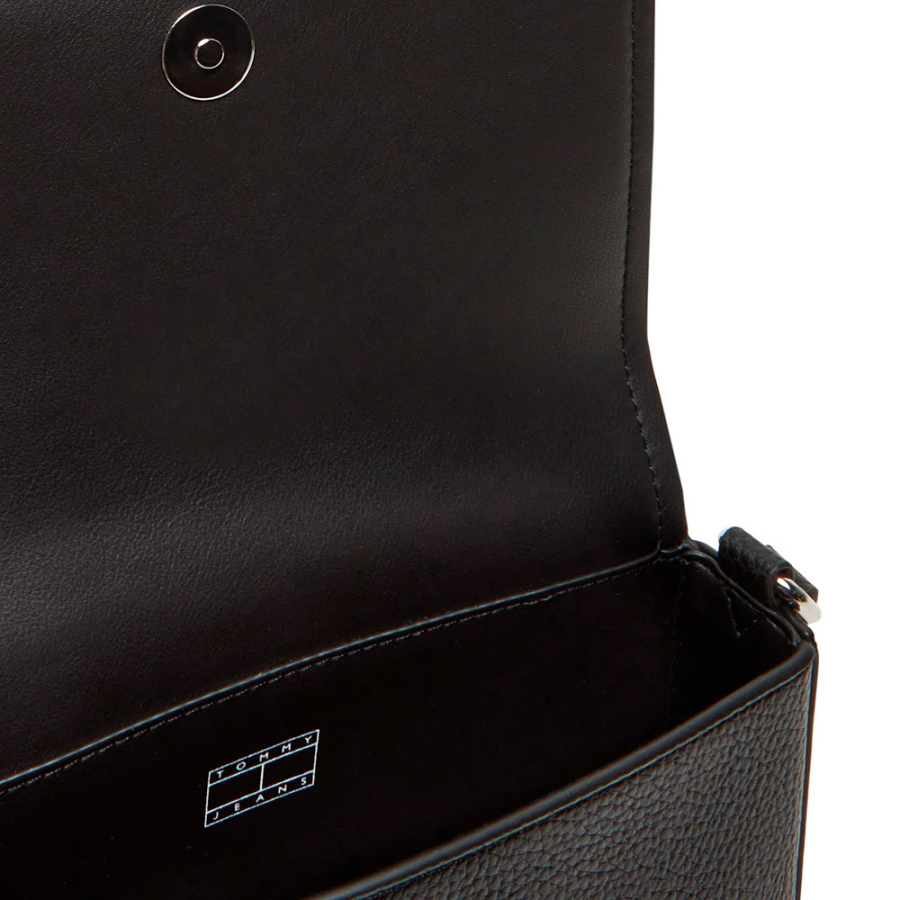 must-flap-crossover-shoulder-bag must-flap-crossover-shoulder-bag