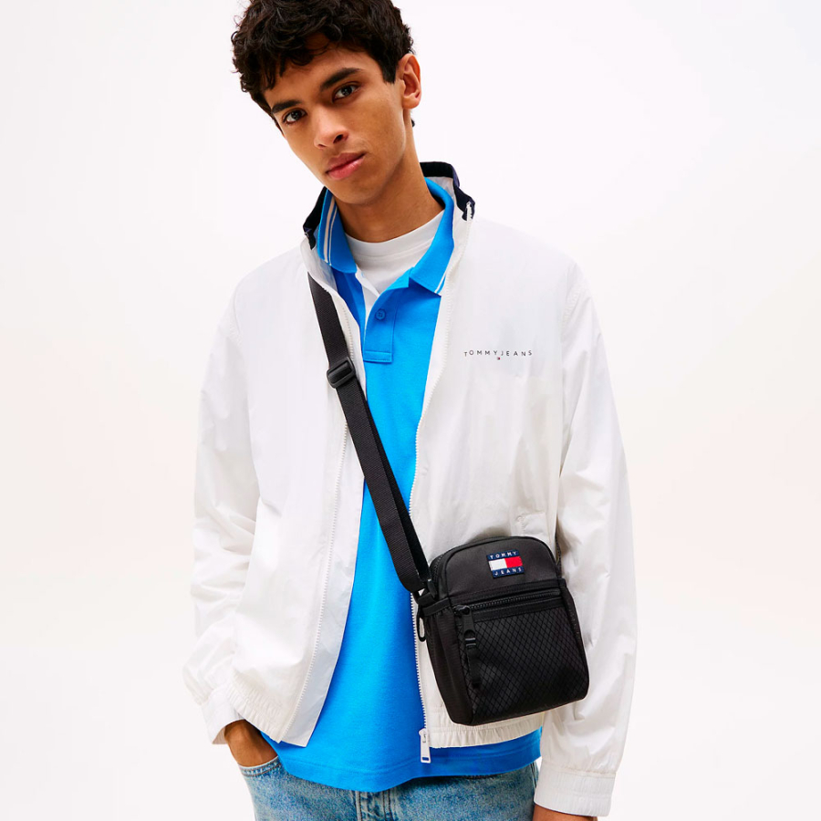 bolso-reporter-con-bandolera-y-logo bolso-reporter-con-bandolera-y-logo
