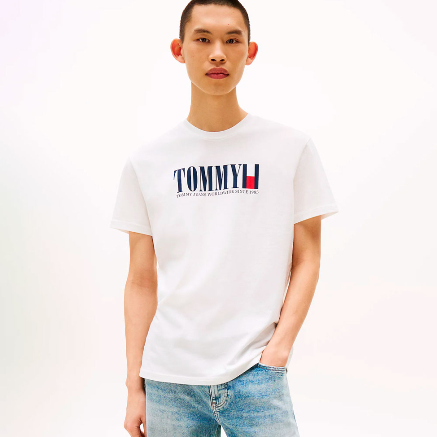 t-shirt-mit-rundhalsausschnitt-und-logo