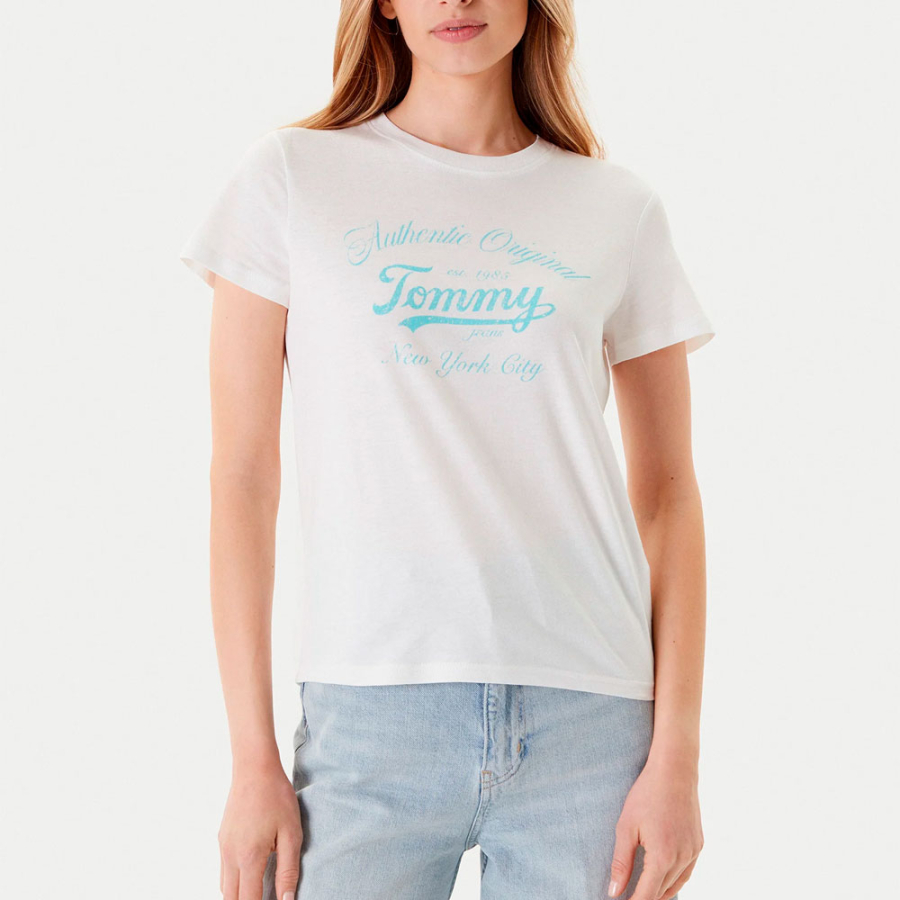 camiseta-regular-essential-logo camiseta-regular-essential-logo