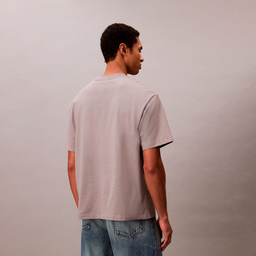 t-shirt-ample-avec-logo-calvin-klein t-shirt-ample-avec-logo-calvin-klein