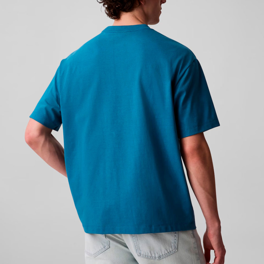 camiseta-holgada-con-logo-grafico camiseta-holgada-con-logo-grafico