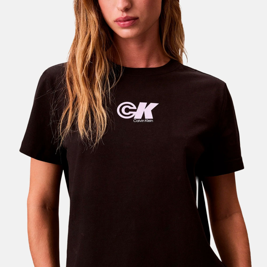 schmales-strick-t-shirt-mit-ck-logo schmales-strick-t-shirt-mit-ck-logo
