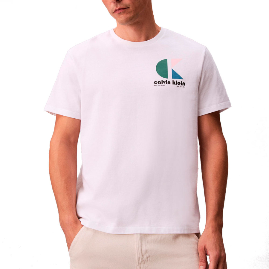 camiseta-con-el-logo-grafico camiseta-con-el-logo-grafico