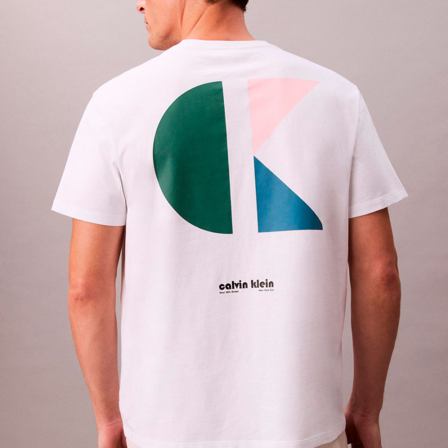 camiseta-con-el-logo-grafico camiseta-con-el-logo-grafico