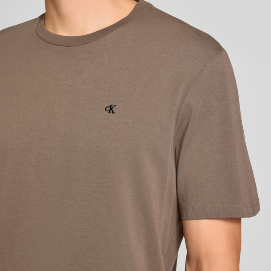 smooth-t-shirt-with-monogram smooth-t-shirt-with-monogram