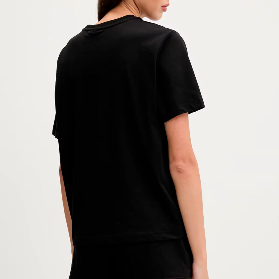 camiseta-com-o-logotipo-k-regular camiseta-com-o-logotipo-k-regular