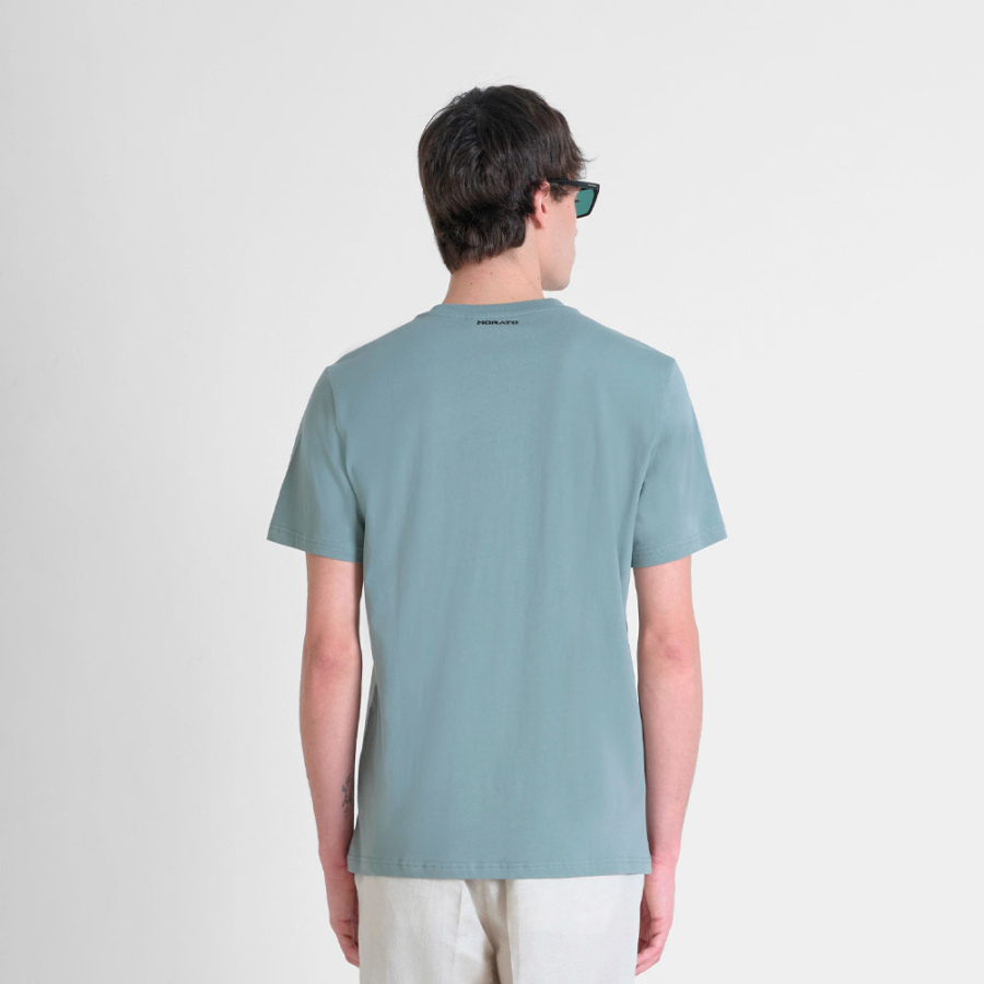 camiseta-regular-fit-com-estampa-de-borracha camiseta-regular-fit-com-estampa-de-borracha